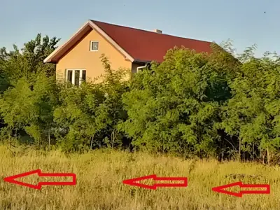 Acces teren de vanzare Sector 4 Bucuresti drum neasfaltat